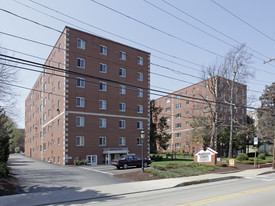 Washington Gardens Apartments