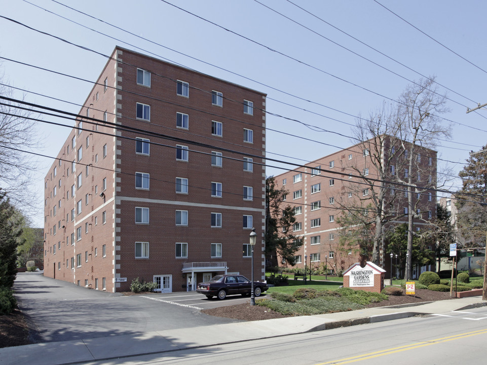 Washington Gardens Apartments in Carnegie, PA - Building Photo