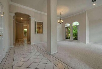 7900 Henry Kinney Row in Austin, TX - Building Photo - Building Photo