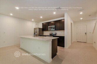 5793 Sagebrush Aly in Clermont, FL - Foto de edificio - Building Photo