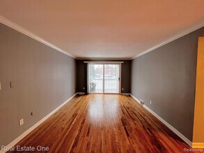 463 N Eton St in Birmingham, MI - Building Photo - Building Photo