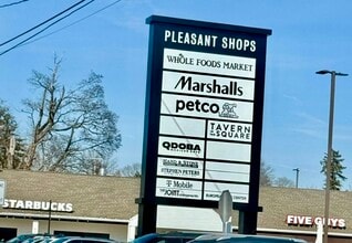 1002 Main St in Weymouth, MA - Building Photo - Building Photo