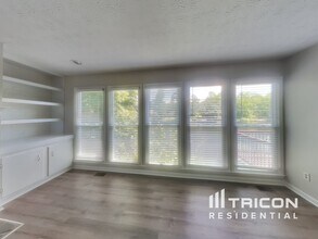 325 Cypress Ln in Stockbridge, GA - Building Photo - Building Photo