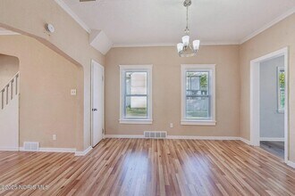 1557 Indiana Ave in Toledo, OH - Building Photo - Building Photo