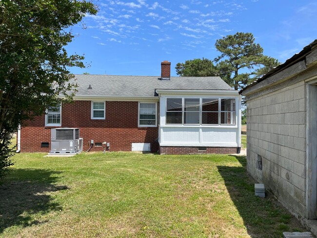 118 Liberty Ln in Kinston, NC - Building Photo - Building Photo