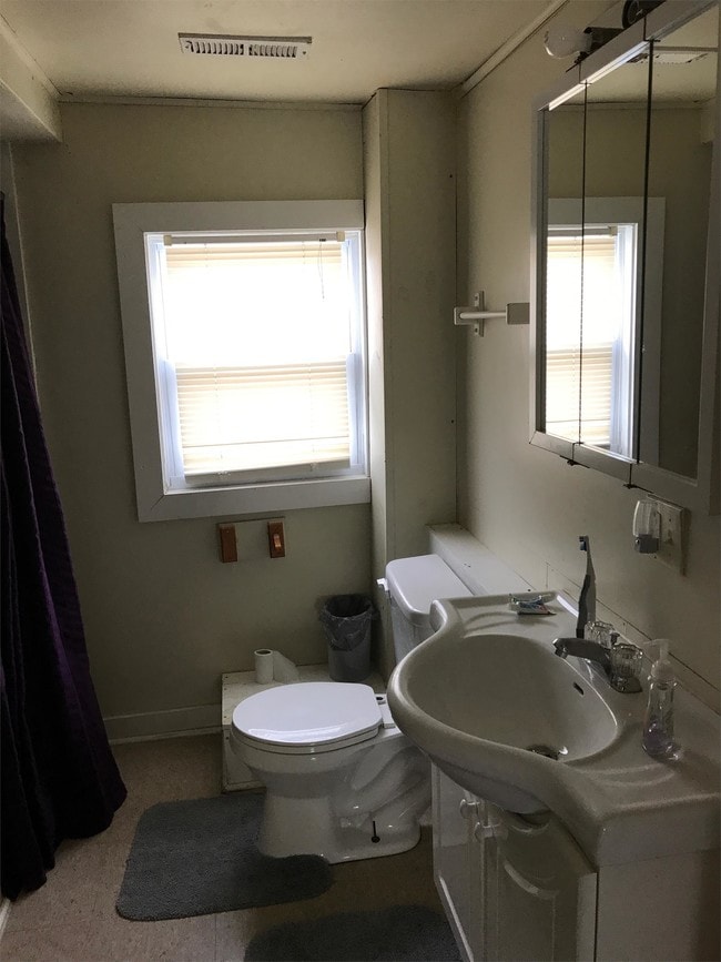 1510 10th St in Charleston, IL - Building Photo - Building Photo