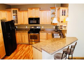 3427 Cherry Ln in Woodbury, MN - Building Photo - Building Photo