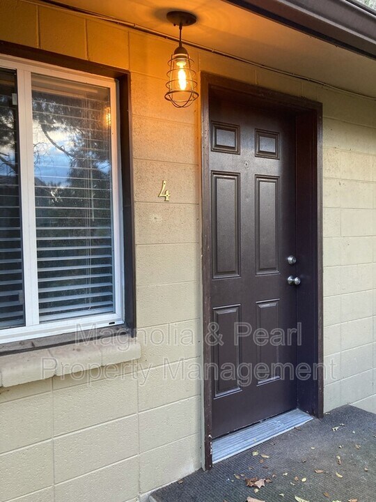 1608 Fillmore St in Caldwell, ID - Building Photo