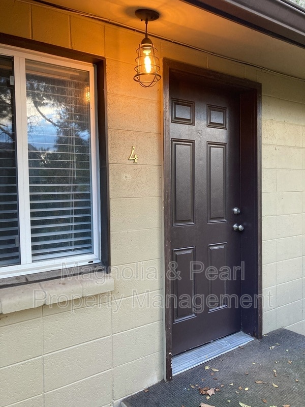 property at 1608 Fillmore St