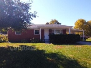 5612 Walnut Way in Louisville, KY - Building Photo - Building Photo