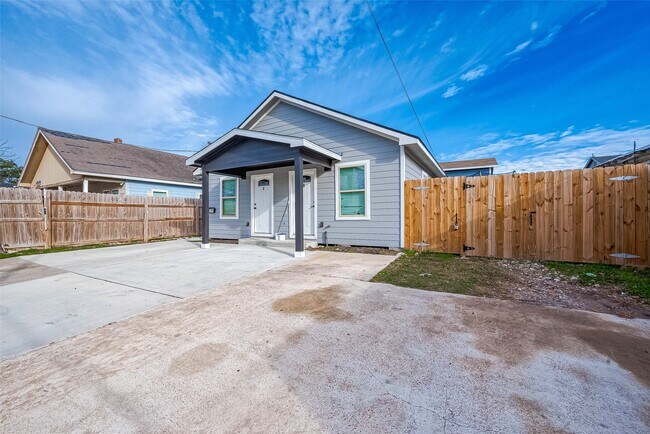 6725 Avenue K in Houston, TX - Building Photo - Building Photo