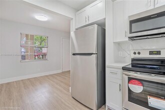 200 SW 132nd Way, Unit 210L in Pembroke Pines, FL - Building Photo - Building Photo