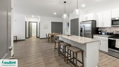 147 Laurenco Loop in Myrtle Beach, SC - Foto de edificio - Building Photo