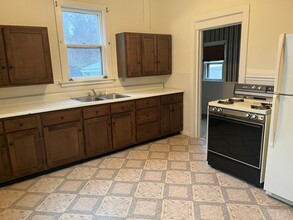 1128 W 9th St in Alton, IL - Foto de edificio - Building Photo