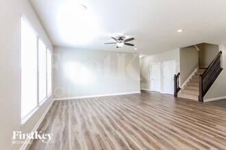 8116 Borland Dr in Indianapolis, IN - Building Photo - Building Photo