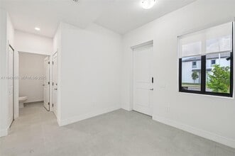 34524 SW 190th Ave in Miami, FL - Building Photo - Building Photo