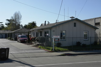 1430-1444 167th Ave in San Leandro, CA - Building Photo - Building Photo