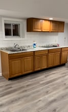 285 Pearsall Ave in Jersey City, NJ - Building Photo - Building Photo