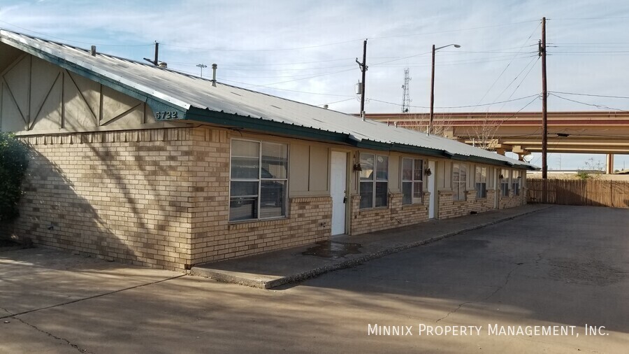 5722 Brownfield Dr in Lubbock, TX - Building Photo