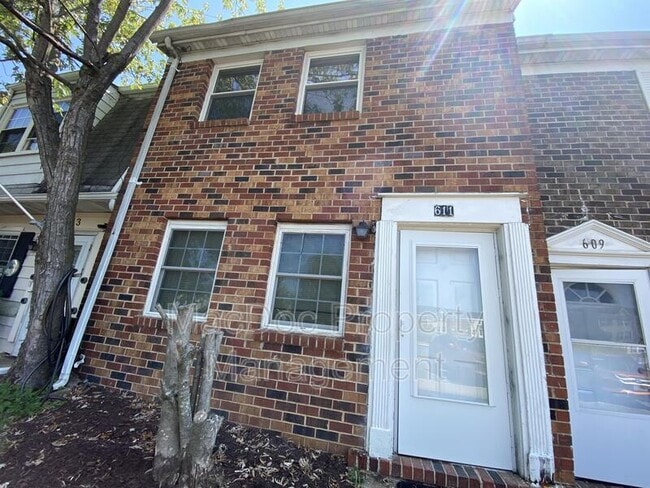 611 Anvil Rd in Fredericksburg, VA - Building Photo - Building Photo