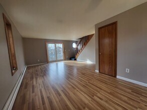 1730 Farmington Ave in Farmington, CT - Building Photo - Building Photo