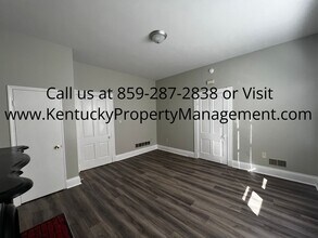 633 Higgins Ave in Paris, KY - Building Photo - Building Photo