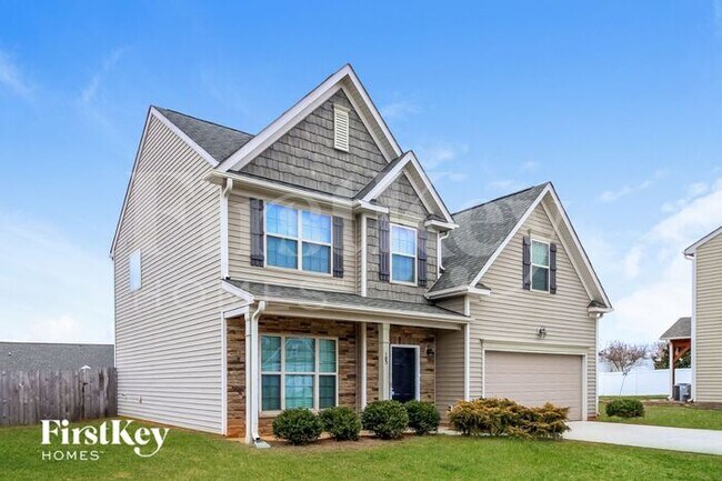 105 Tannin Way in Lexington, NC - Building Photo - Building Photo