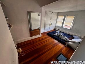 547 Highland Ave-Unit -2 in Malden, MA - Building Photo - Building Photo