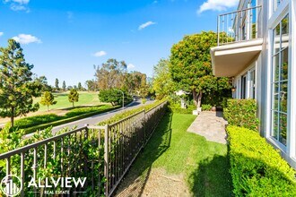 8 Rue Verte in Newport Beach, CA - Building Photo - Building Photo