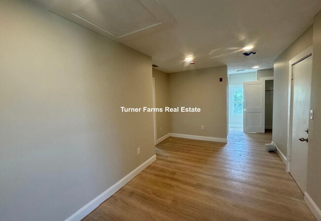 74 Washington St, Unit 8 in Medford, MA - Building Photo - Building Photo