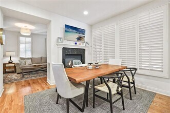 2540 Bungalow Pl in Newport Beach, CA - Building Photo - Building Photo