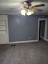 329 W 9th Ave, Unit 329 Apt1 in Tarentum, PA - Building Photo - Building Photo