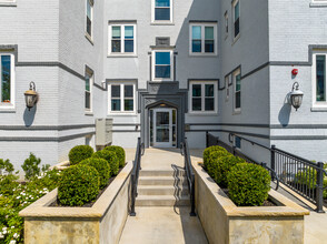 407 Sewall Ave in Asbury Park, NJ - Foto de edificio - Building Photo