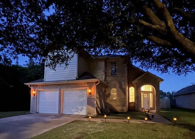 7612 Parkside Trl