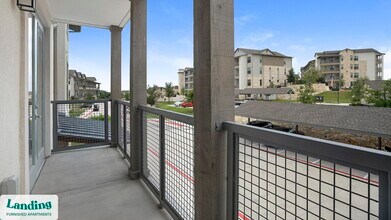 5511 Caprock Smt Dr, Unit 3309 in Bee Cave, TX - Foto de edificio - Building Photo