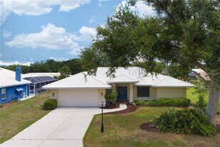 133 1st Ave in Nokomis, FL - Building Photo