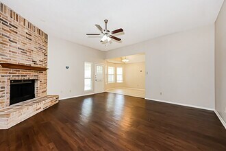 6312 S Chesterfield Dr in Fort Worth, TX - Building Photo - Building Photo
