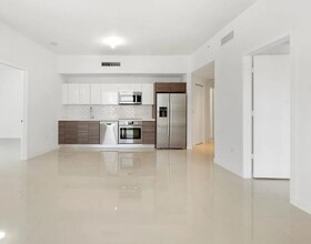 1010 SW 2nd Ave, Unit 2004 in Miami, FL - Foto de edificio - Building Photo