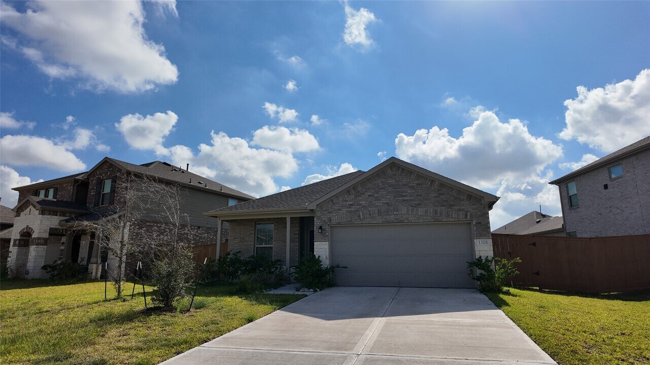 1328 Bright Hl Dr in Katy, TX - Building Photo