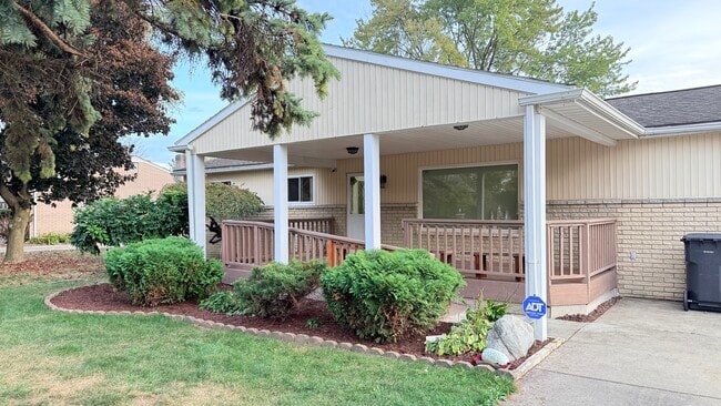property at 1060 Glaser Dr
