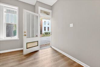 1205 MacKay Pl in St. Louis, MO - Building Photo - Building Photo