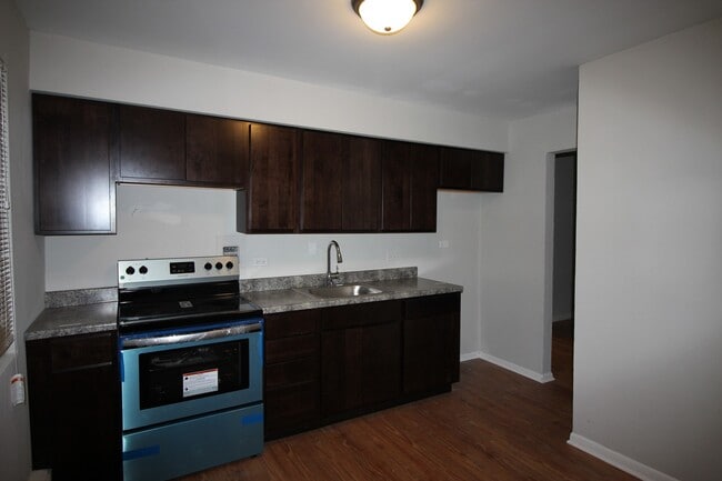 1642 W Morse Ave, Unit 2N in Chicago, IL - Building Photo - Building Photo