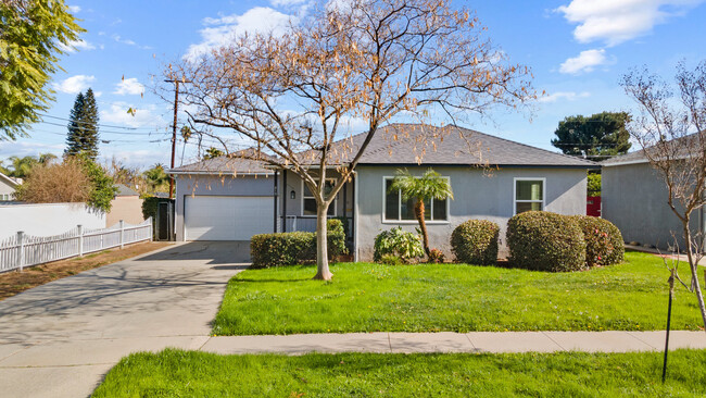 815 Wakefield Ave in Corona, CA - Building Photo - Building Photo