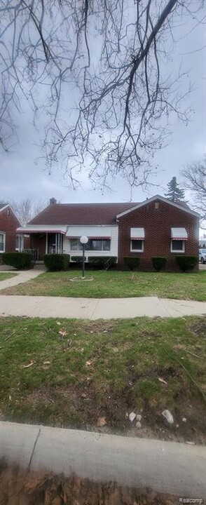 20420 Mark Twain St in Detroit, MI - Building Photo