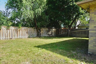 6 Barkwood Crt in Brampton, ON - Building Photo - Building Photo