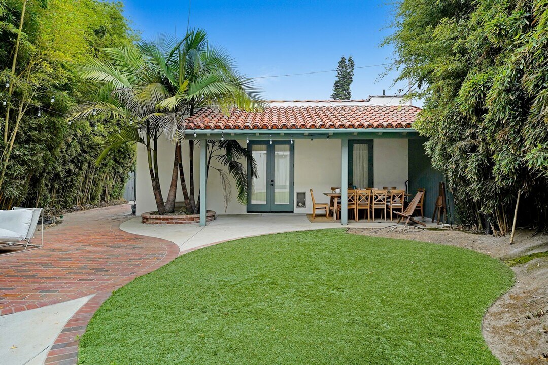 710 6th Ave in Los Angeles, CA - Building Photo