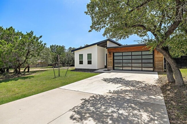 3002 Norton Ave in Lago Vista, TX - Building Photo - Building Photo