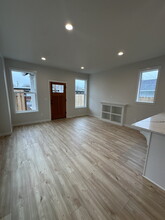 392 NE 91st Ave in Portland, OR - Building Photo - Building Photo