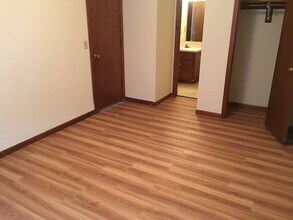 3028 Bainbridge Cir in Lawrence, KS - Building Photo - Building Photo