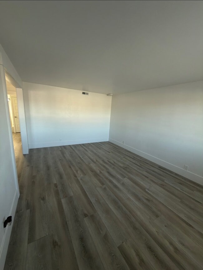 7143 S 2700 W, Unit #13 in West Jordan, UT - Foto de edificio - Building Photo